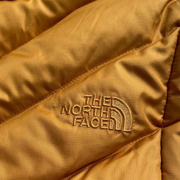 The North Face Women's Vest - Orange - Picture 5 of 9